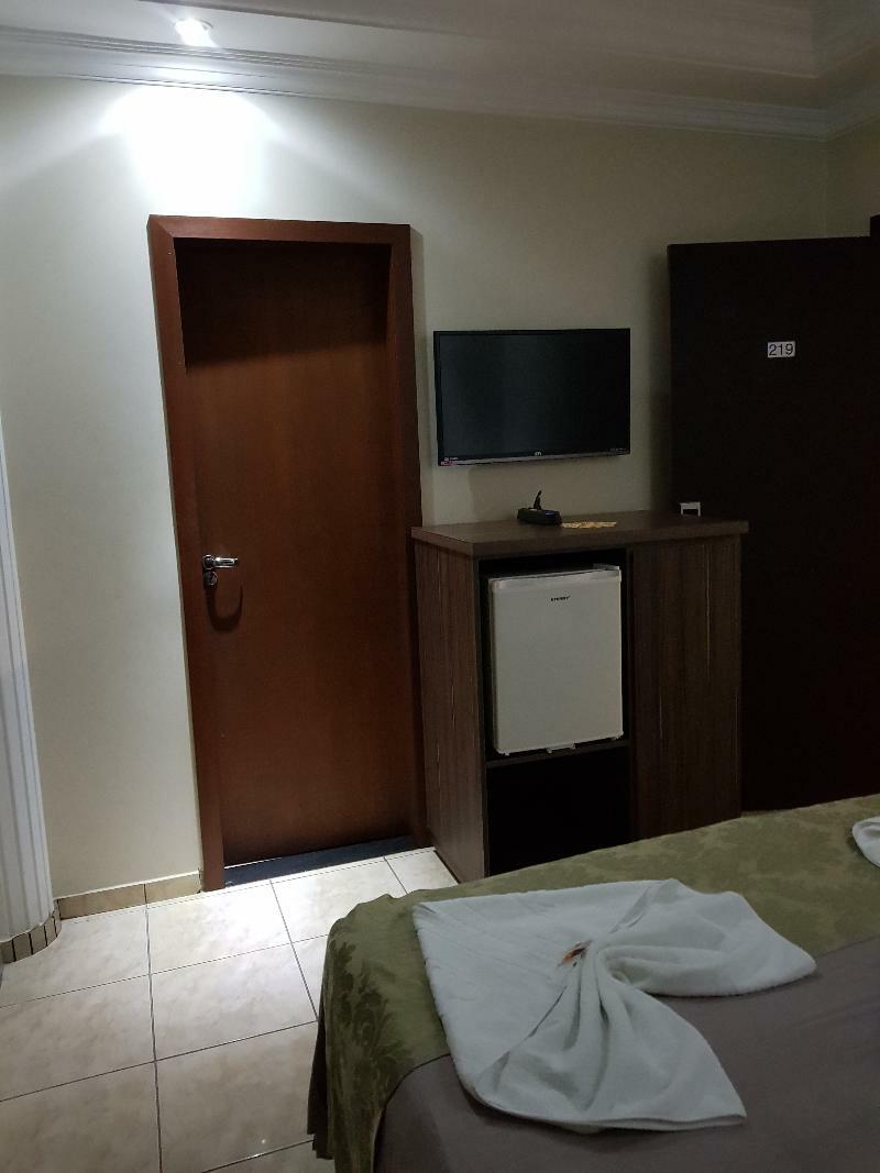 Hotel Itatiaia Tangará da Serra Exterior foto